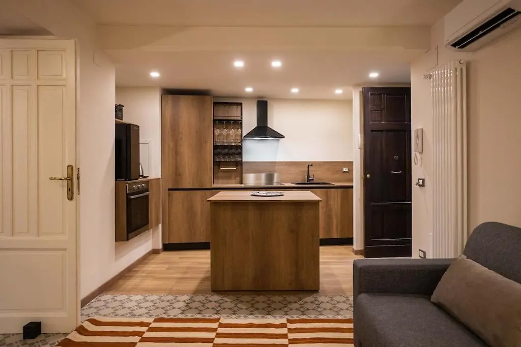 아파트 Palazzo Celestre Suite 팔레르모
