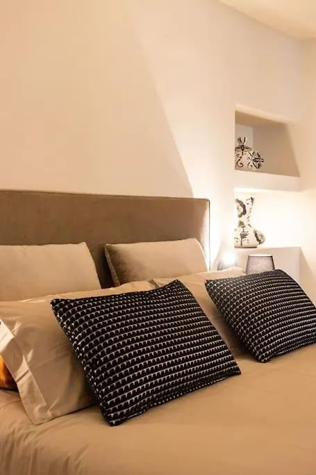 Apartment Palazzo Celestre Suite Palermo